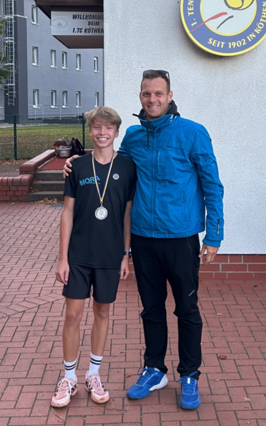 SV Zörbig - Sieger Quentin Reichert beim Tennisturnier in Köthen